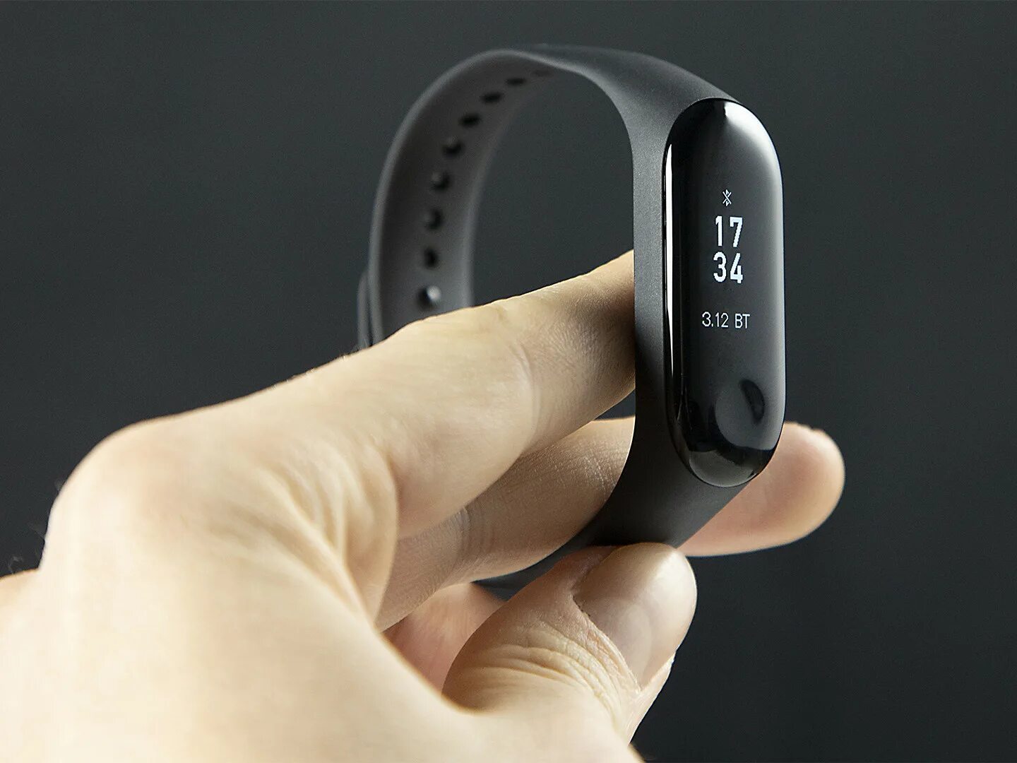 Как настроить часы xiaomi band 8. Паир Фирст ми банд 4. Смарт браслет Сяоми. Xiaomi mi Smart Band 3. Xiaomi mi Smart Band 3 зарядка.