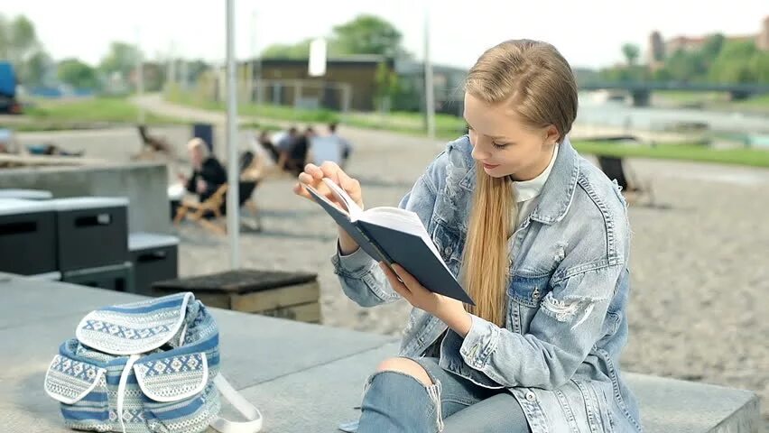 Включи книгу девочки