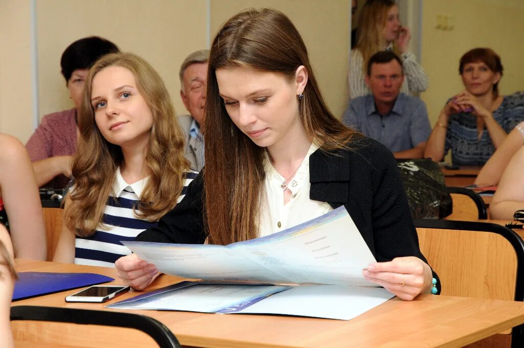 омгу сервис. омский центр инноваций социальной сферы. огис омск преподаватели. педагогический университет омск ин яз. каштанова омгу.