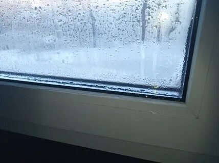 Потеют окна зимой
