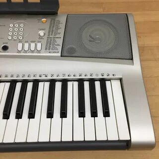 Yamaha psr e373