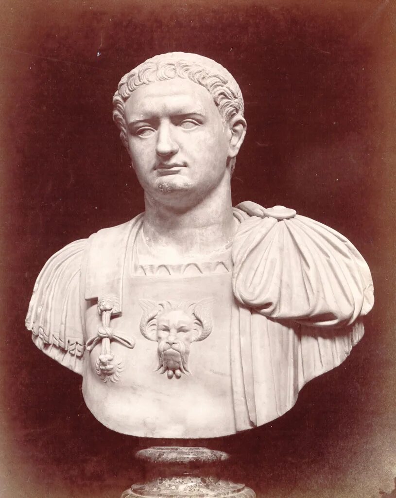 тит флавий домициан. тит фла́вий домициа́н.