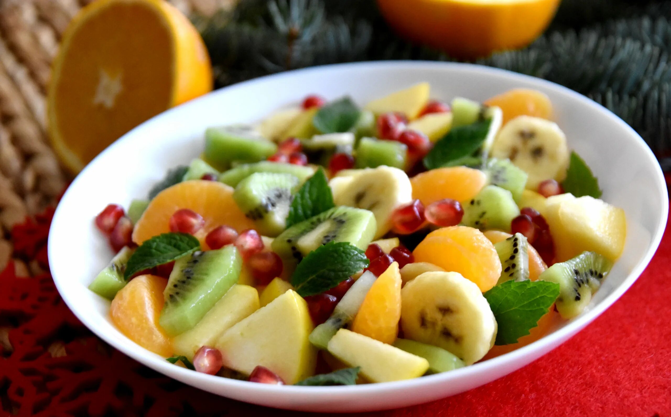 Салат с фруктами. Фруктовый салат. Фруктовый салат. Фруктовый салат с йогуртом. Какой фруктовый салат.