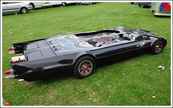 4 grand sport. Перри уоткинс perry watkins. Тонкая машина. Самые красивые машины. Самая плоская машина.