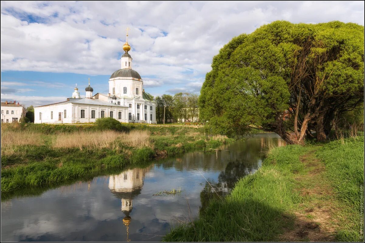 Вязьма под. Богородицкая церковь вязьма. река вязьма смоленская. вязьма (приток днепра). река вязьма около церкви.