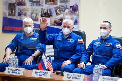 Космонавтом олегом новицким