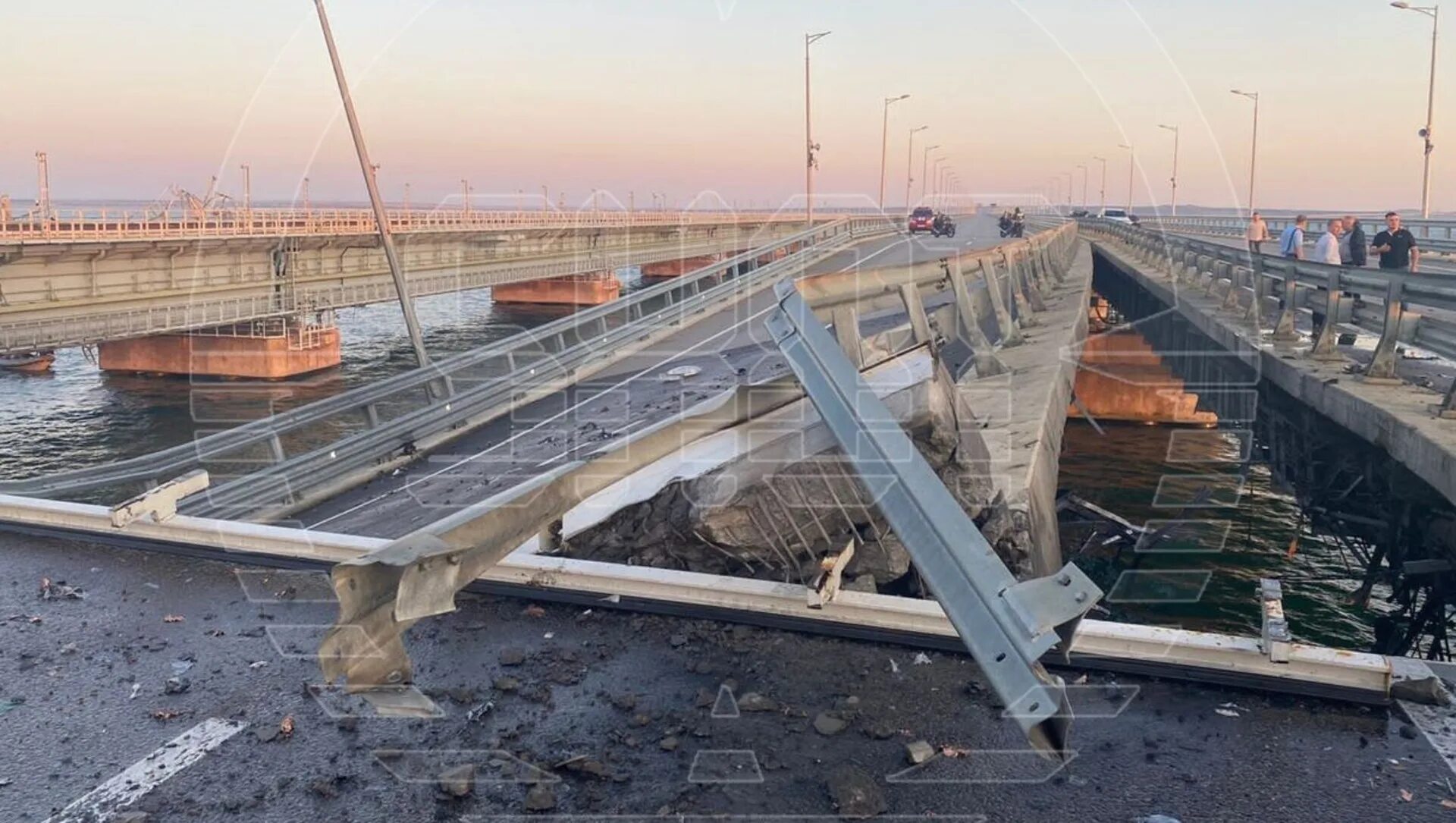 Подрыв Крымского моста 2023. Крымский мост взорвали 2022. Керченский мост. Крымский мост 17 июля 2023.