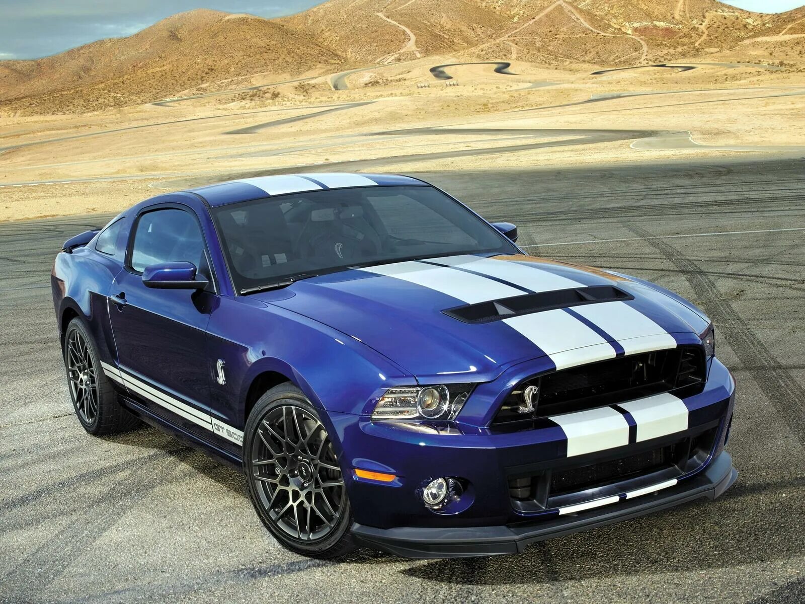 Мустанг бимка. Форд Мустанг gt 500. Форт Мустанг Шелби gt500cr. Форд Мустанг ГТ 500 Шелби. Форд Мустанг Шелби 2014.