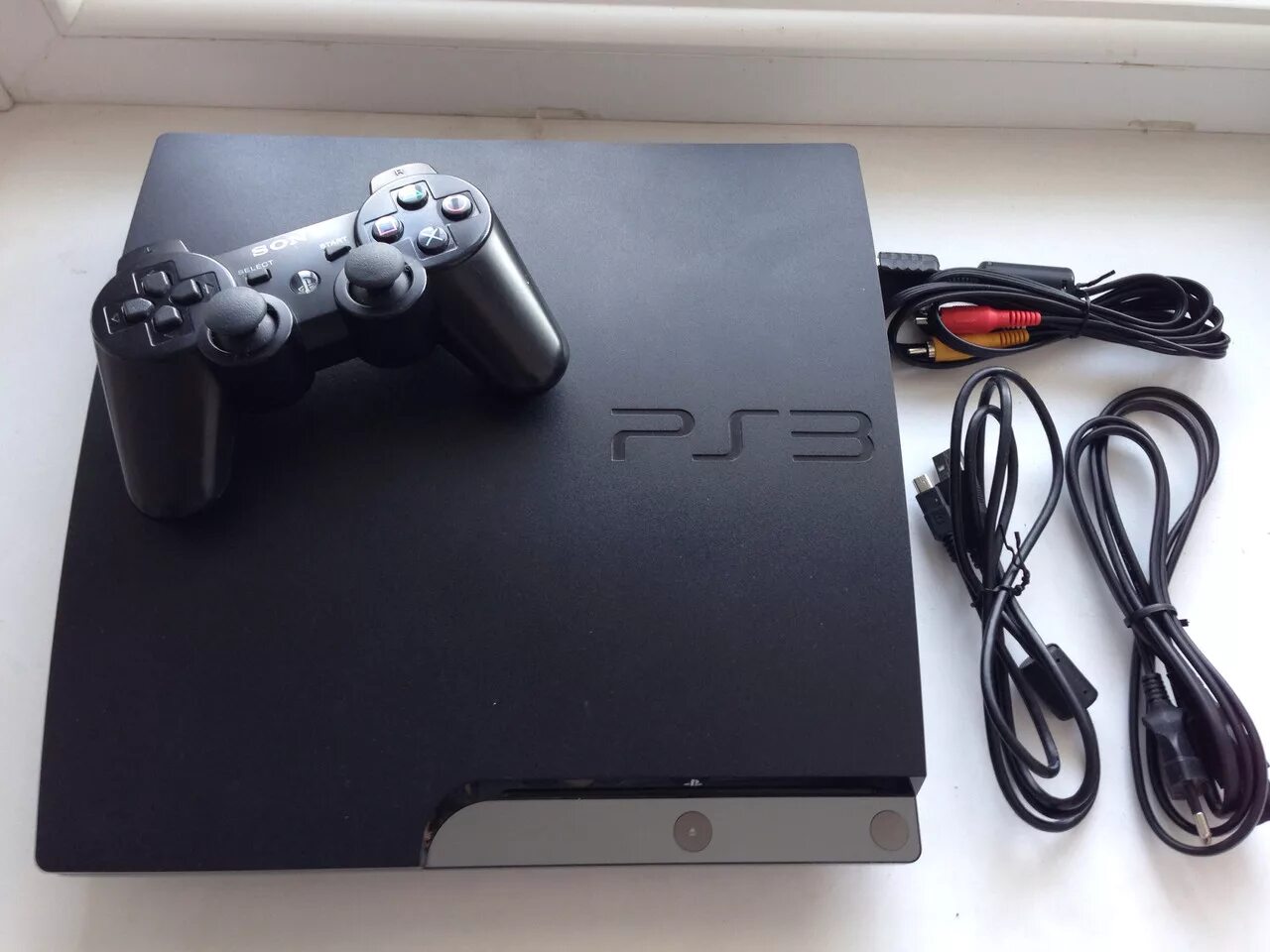 Sony ps3 Slim. Ps3 PLAYSTATION 3 Sony. Приставка Sony PLAYSTATION Slim 3. Сони плейстейшен 3 слим. Playstation прошитая купить