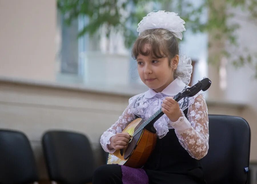шайнурова алана домра. детская музыкальная школа 8 екатеринбург. домра музыкальная школа. балалайка для детей. владислав афанасьев домра.