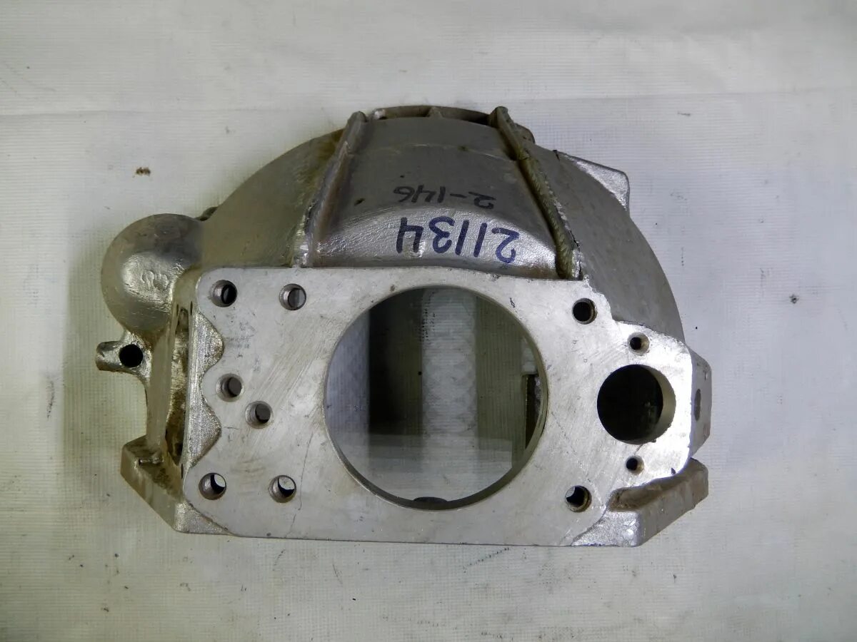 Кожух сцепления змз 409. Картер сцепления уаз. Картер сцепления 420. Картер сцепления уаз. 420-1601015-01 картер сцепления (верх.