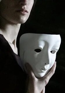 Маска под правдой