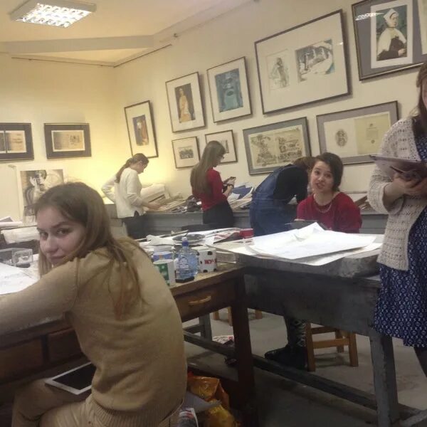 Суриков колледж. И сурикова. Красноярский государственный художественный институт. Суриков колледж. Красноярское художественное училище им в и сурикова в красноярске.