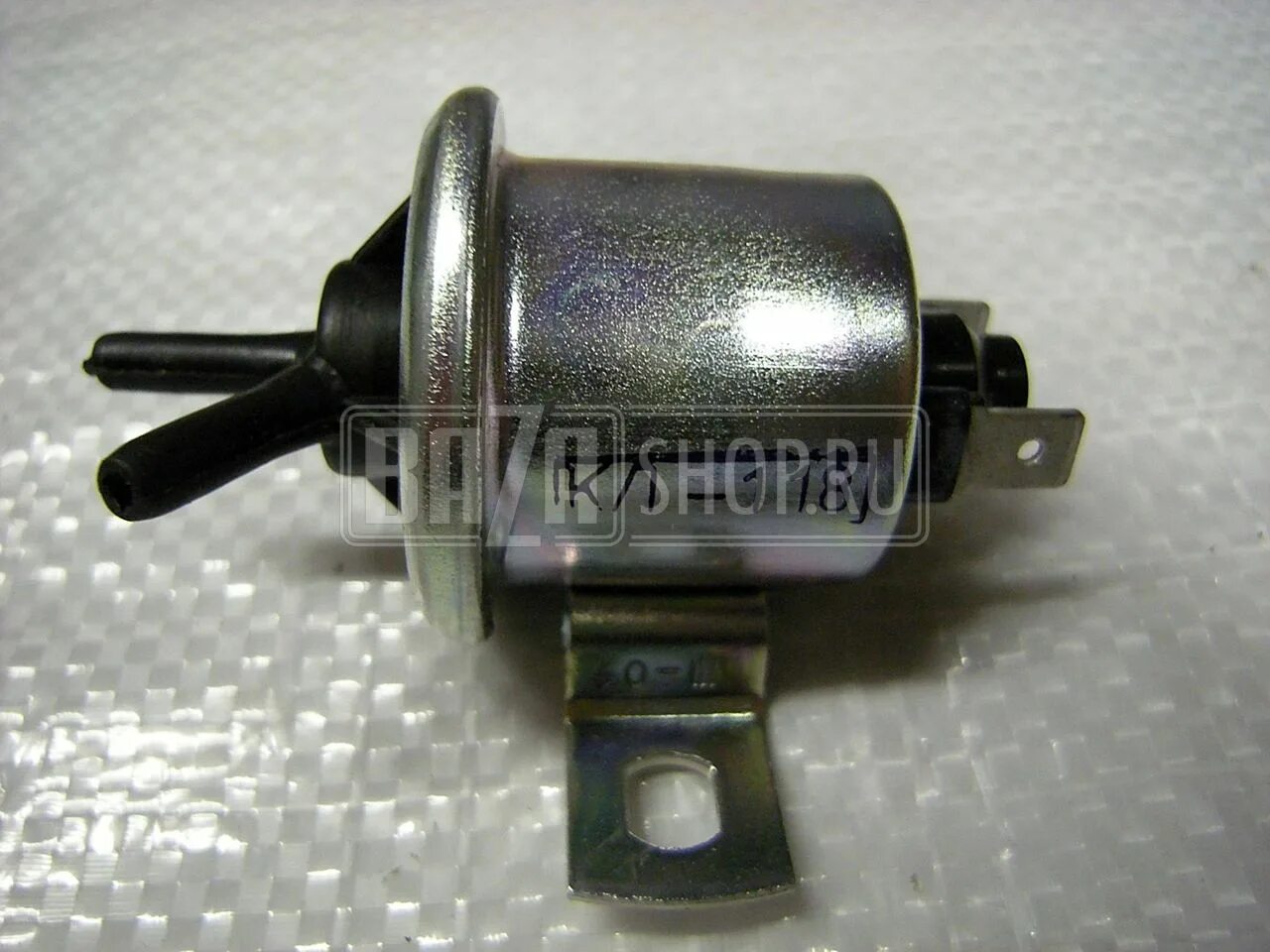 Электромагнитный клапан ваз 2107 карбюратор. Клапан электромагнитный ваз-2103 (дааз). Клапан холостого хода ваз 2107. Клапан электромагнитный 2103 дааз. Клапан холостого хода ваз 2107.