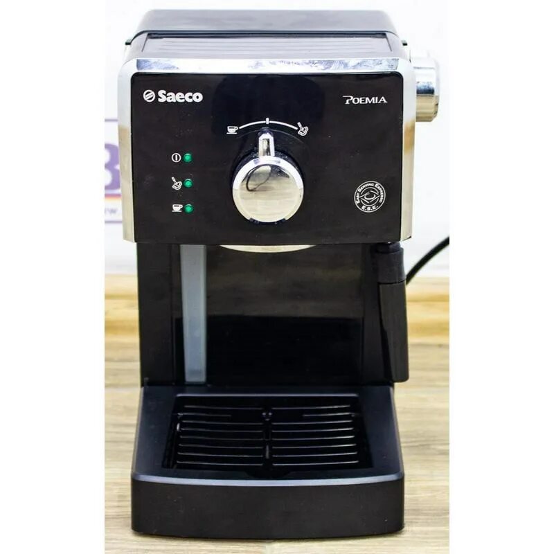 Кофеварка рожковая saeco hd8323 poemia. Saeco hd8323. Saeco hd8323. Philips saeco poemia. Кофемашина saeco via torretta 240.