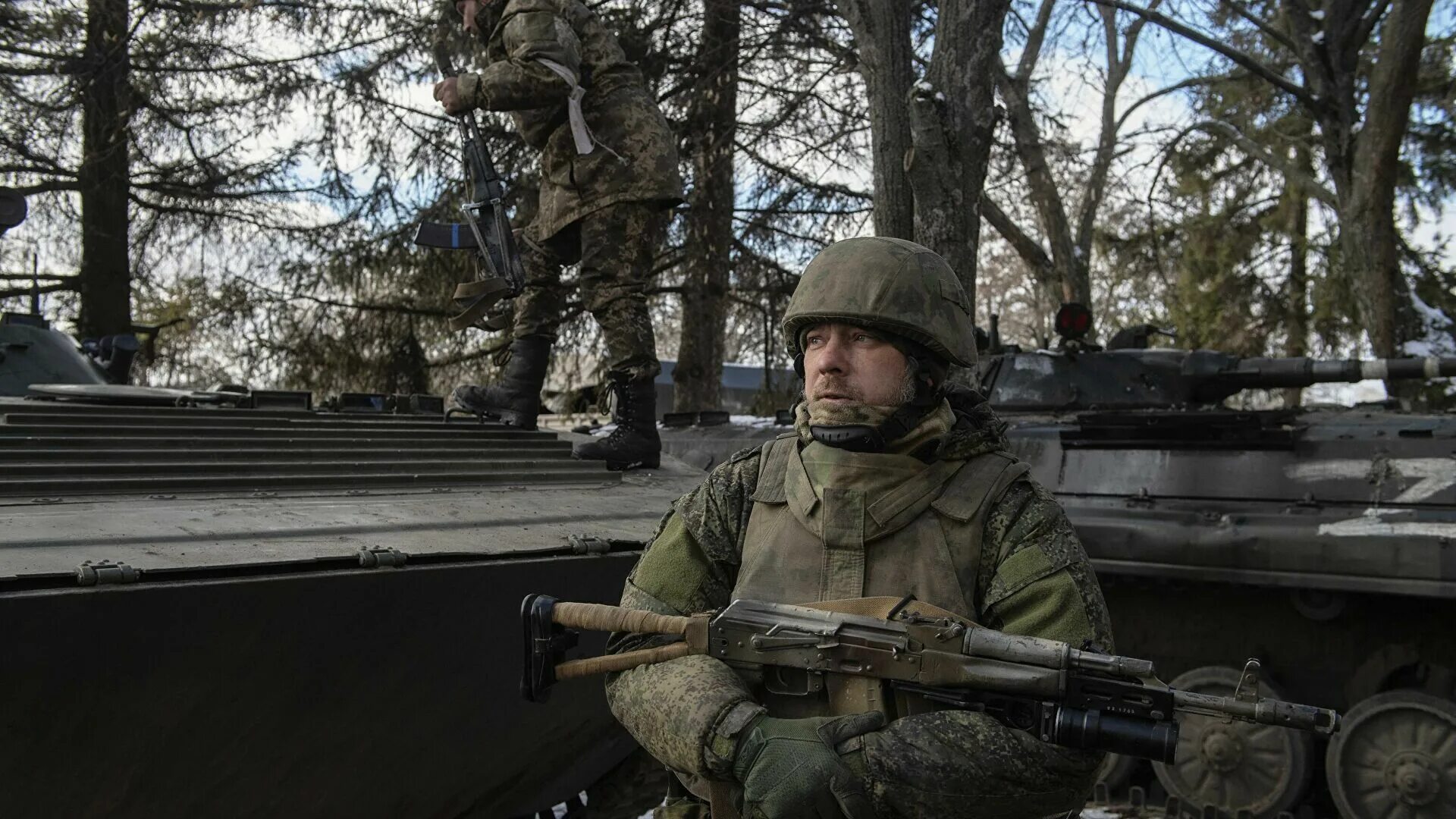 Сводки лнр сегодня. Российский солдат. Российские военные на Украине. Военные ЛНР. Войска на Донбассе.