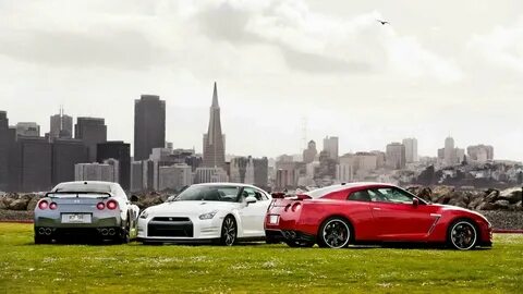 Nissan город