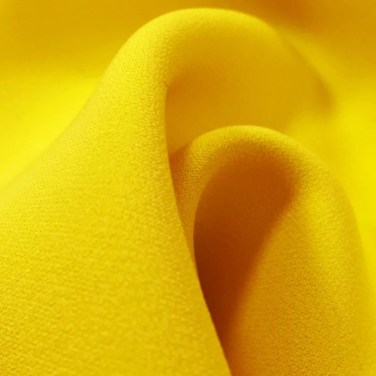 Где купить желтую. Желтая ткань. Лимонный цвет ткани. Ярко желтый цвет. Яркий желтый цвет.
