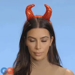 kim kardashian gif: Yandex Görsel'de 2 bin görsel bulundu