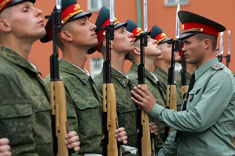 Правильный военный. Алексей Рукленко Преображенский полк. Рукленко Алексей Юрьевич. Военная служба. Дисциплина в армии.