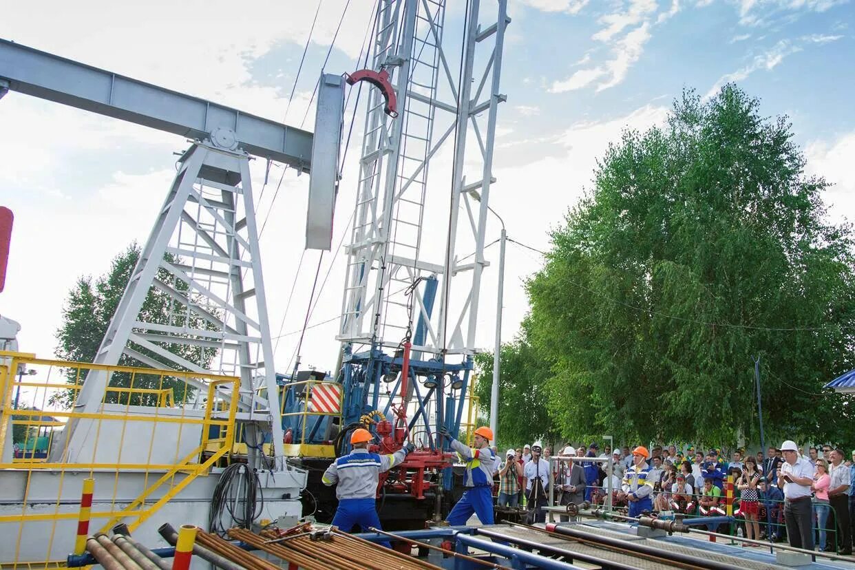 Вакансии на работу вахтовым методом. Охрана вахта. Вахта на завод. Вахтовый метод работы. Вахтовый метод самара.