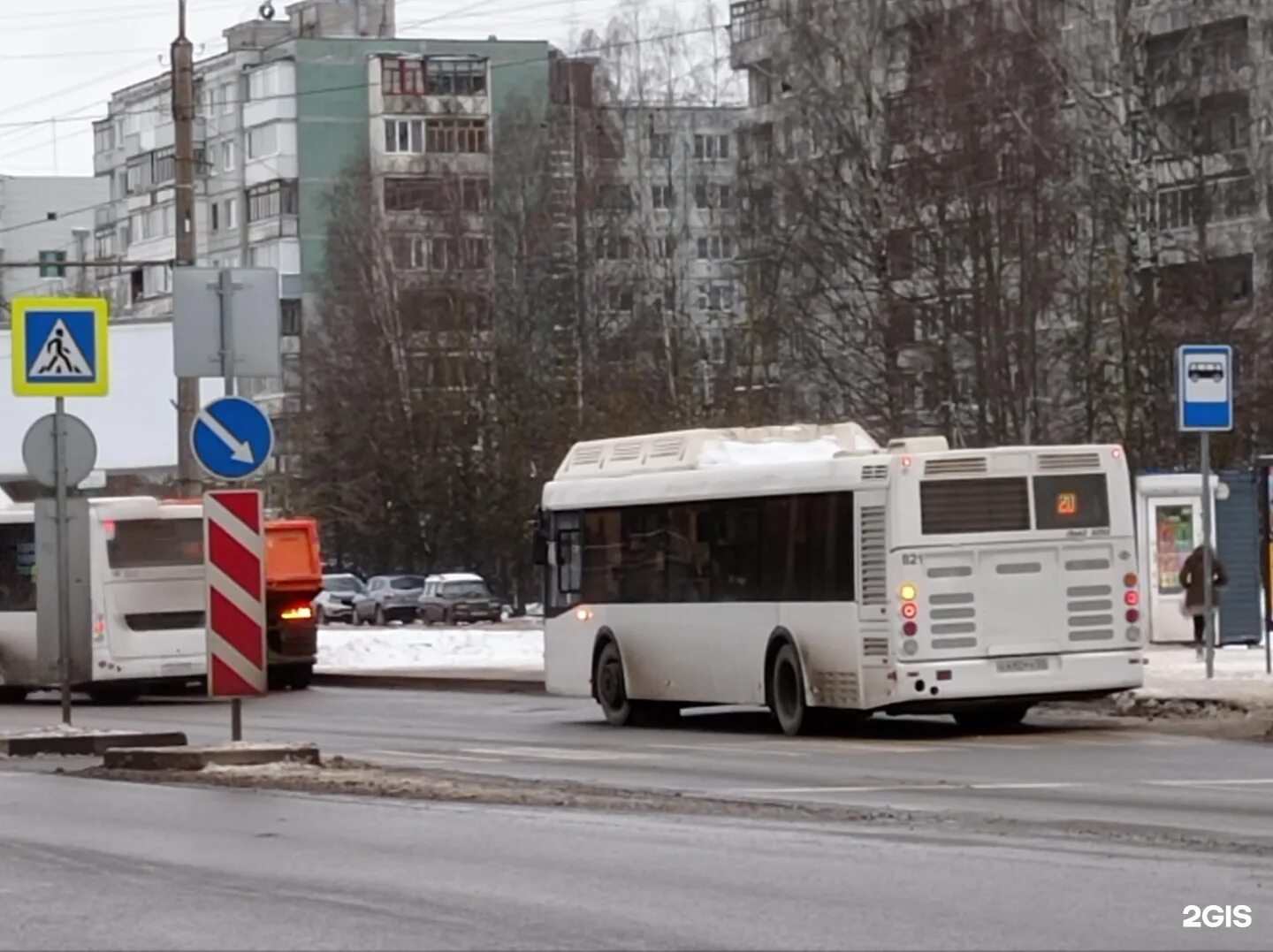 Автобус 20 в нижнем новгороде. Автобус 35а великий новгород. 24 автобус великий новгород маршрут.