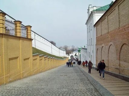 Стена киев