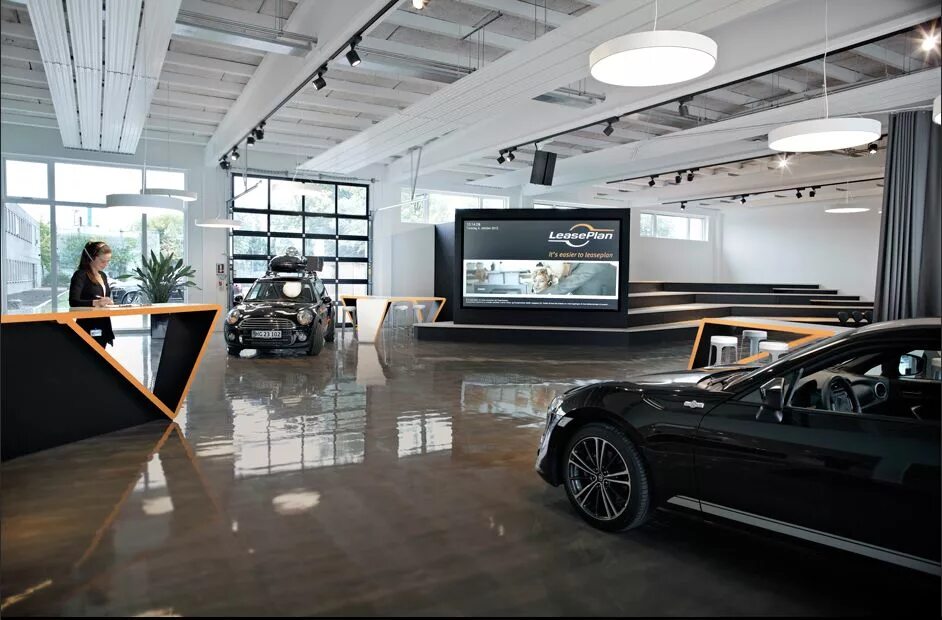 Интерьер автосалона. Car showroom. Car showroom. Audi showroom. Шоу рум автосалона.