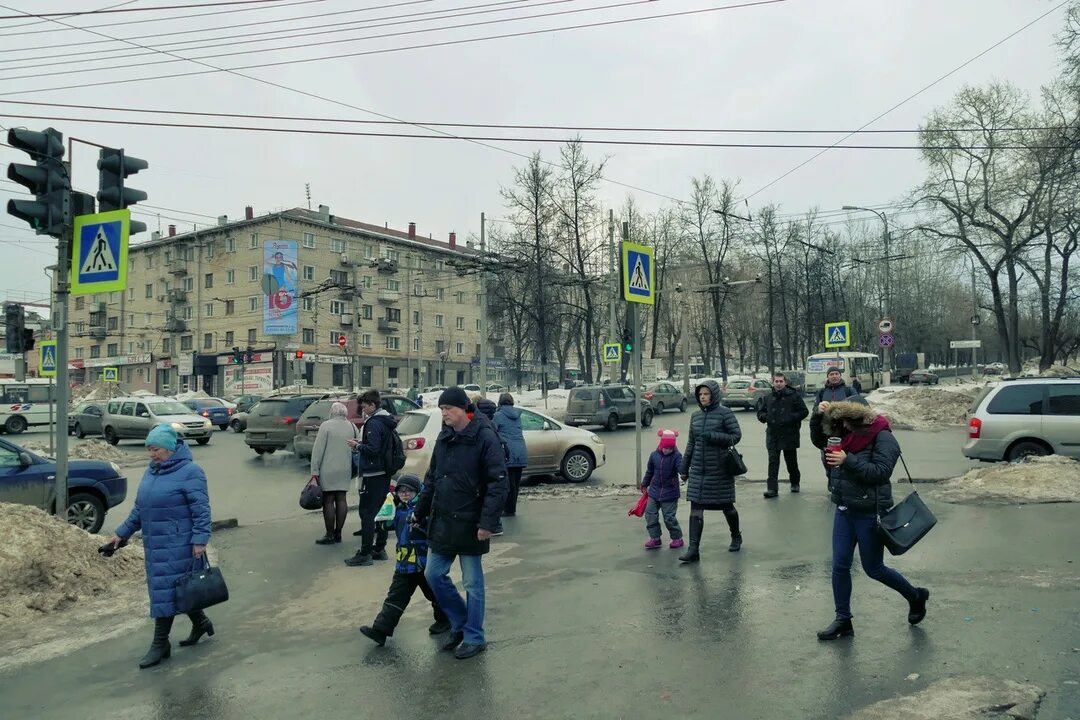 Погода в Кирове. Киров сейчас. Киров ветер сейчас. Погода Киров сегодня. Погода сейчас кировский