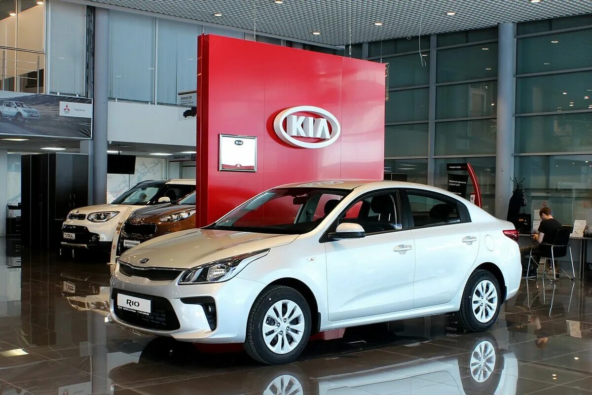 Киа купить новую пермь. Киа Рио 2022 дилер. Kia Rio 2011 дилерский центр.