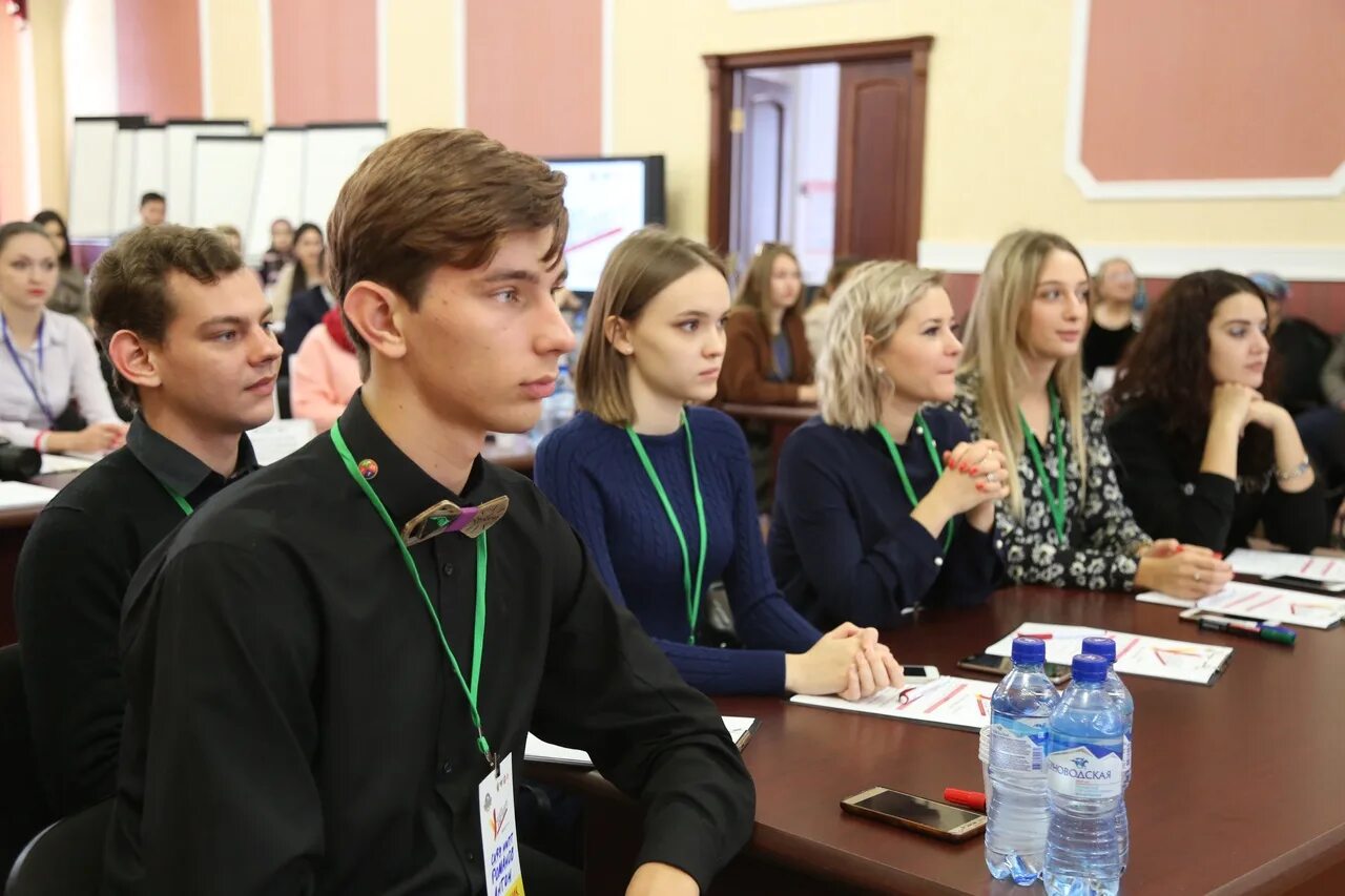 средняя школа образование в великобритании. среднее образование в 40 лет. мокит колледж подольск официальный сайт. среднее образование в 40 лет. средняя школа в британии.