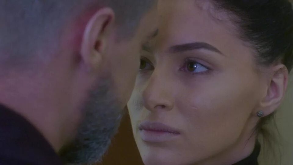 все не повторяется дважды