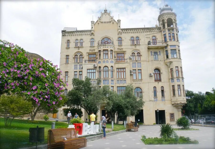 Baku palace