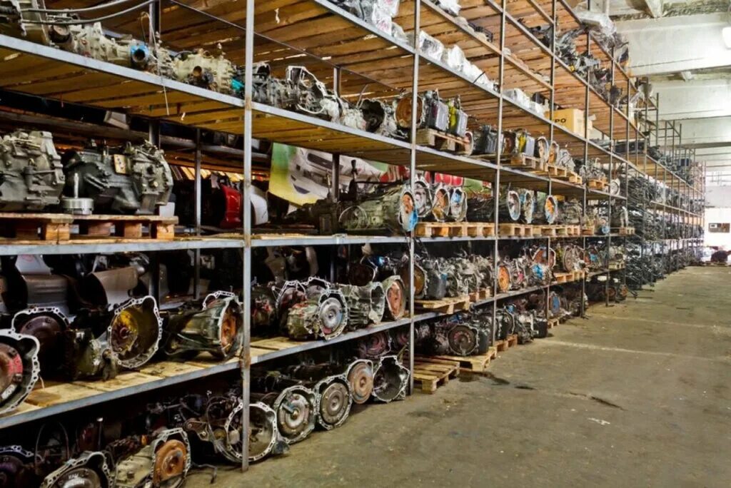 Контрактные автозапчасти. Башиловых авторазбор. Авторазбор уфа. Братьев башиловых 2а. Склад запчастей для автомобилей.