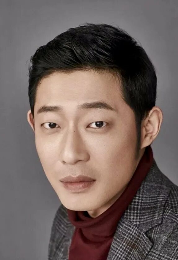 Ли хан. Ли гю-хан. Ли хан. Ли хан немного. Ли хан.