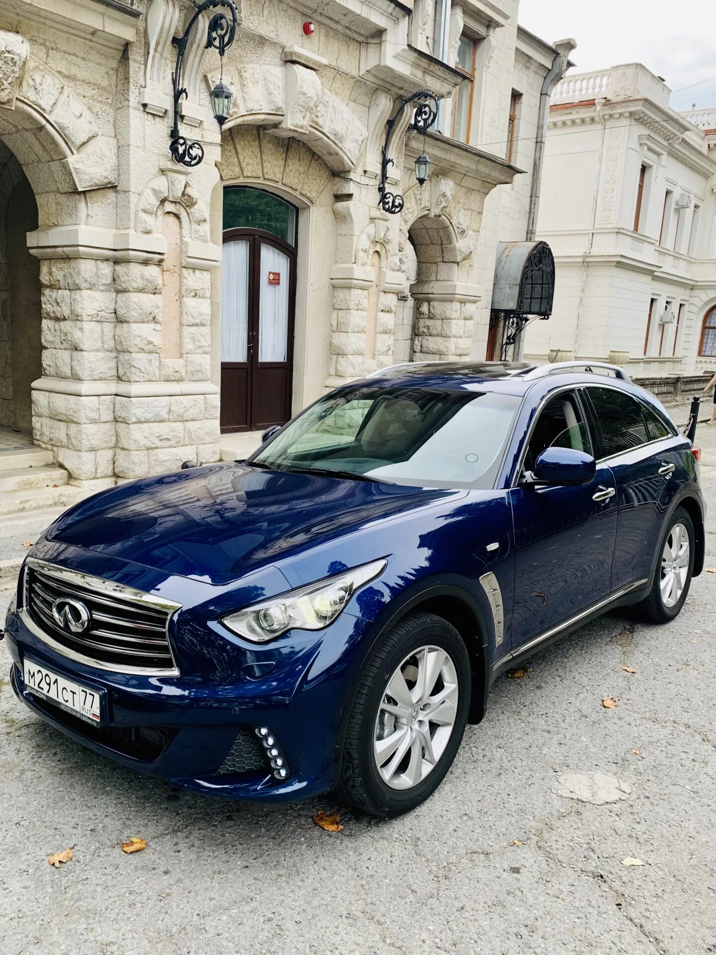 Infiniti fx37. Инфинити fx37. Infiniti fx37 2015. Инфинити fx37 2012. Infiniti fx37 2016.