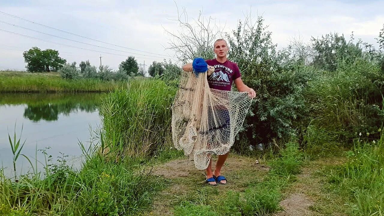 Кастинговая сеть. Кастинговая сеть заброс. Рыбалка кастинговой сетью с большим кольцом. Техника заброса кастинговой сети. Ловля кастинговой сетью видео