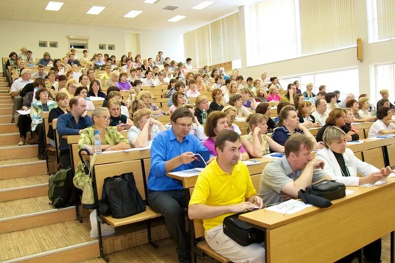 Мгу факультет вычислительной математики. Факультет ВМК МГУ внутри. МГУ Факультет информатики. ВМК МГУ аудитории. Факультет вычислительной математики и кибернетики МГУ.