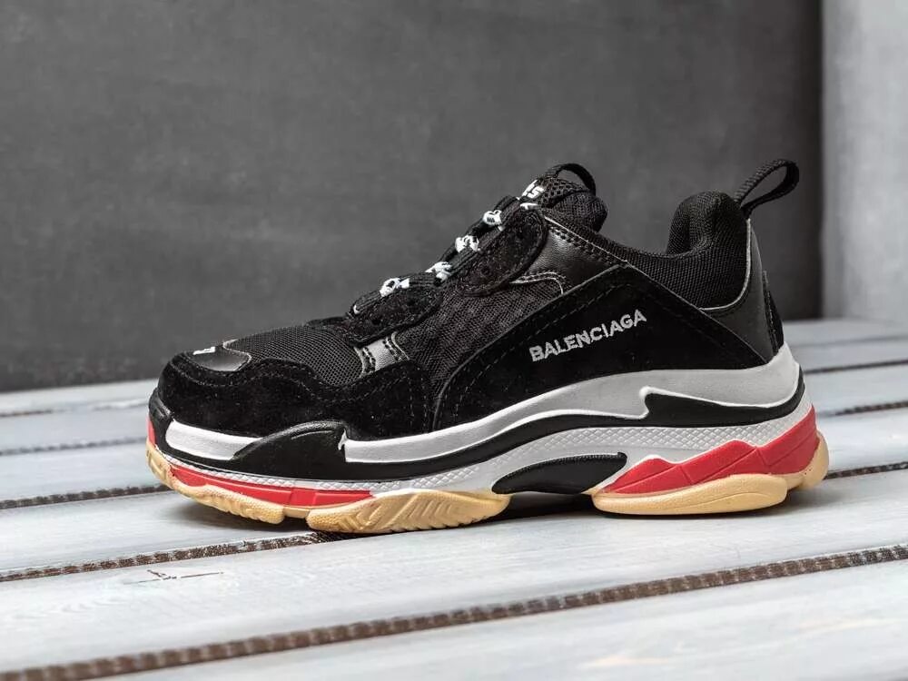 Баленсиага Трайпл с. Balenciaga Triple-s 36. Баленсиага кроссовки. Кроссовки Balenciaga Triple s. Кроссовки баленсиага черные