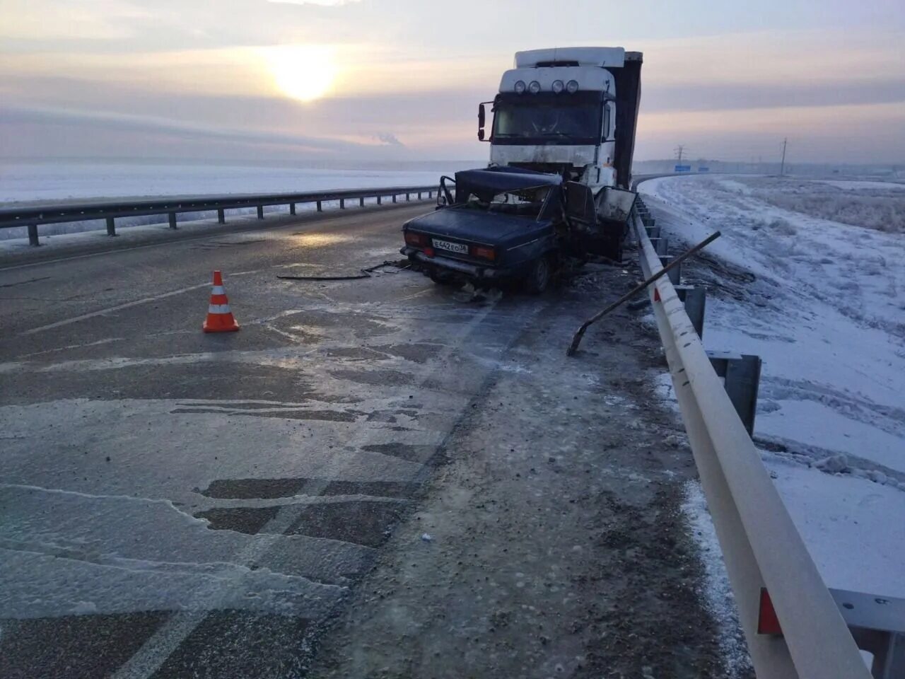 Авария 01.01.2022 Крымский мост. ДТП на Крымском мосту 1 января 2022. Авария 1 января 2022 Усольский район. Позабыли 3 январь