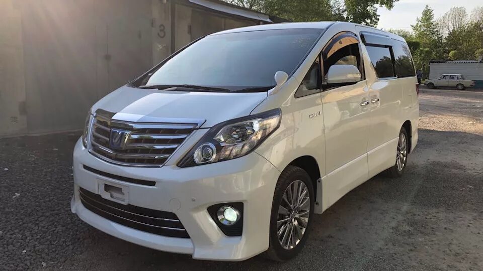 Тойота альфард 2 гибрид. Тойота альфард гибрид. Тойота альфард гибрид 2008. Toyota Alphard h20. Alphard гибрид