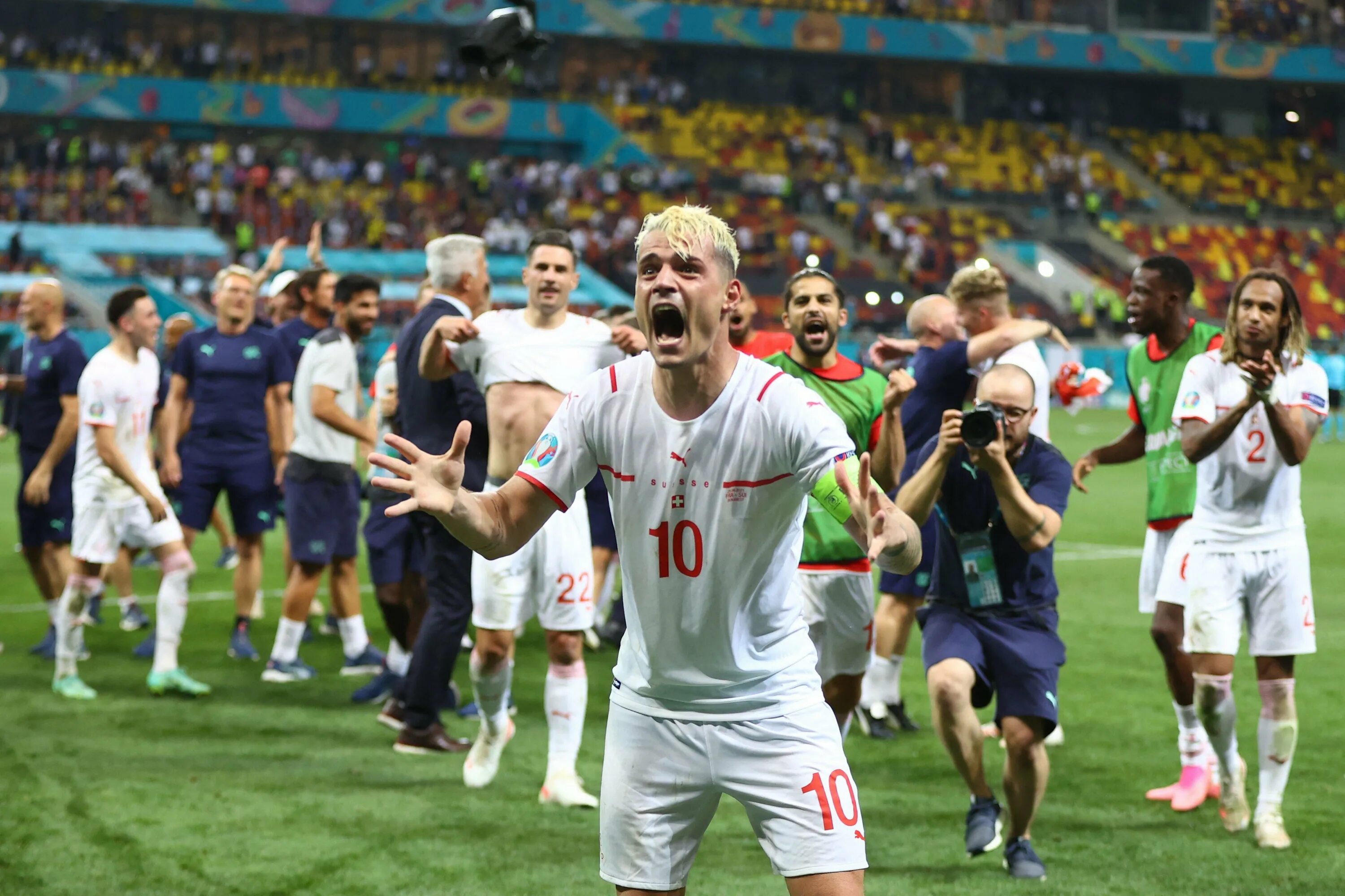 Мбаппе евро 2020. Швейцария футбол 2020-2021. Чемпионат швейцарии пройдет чемпионат. Чемпионат швейцарии пройдет чемпионат. Чемпионат швейцарии пройдет чемпионат.