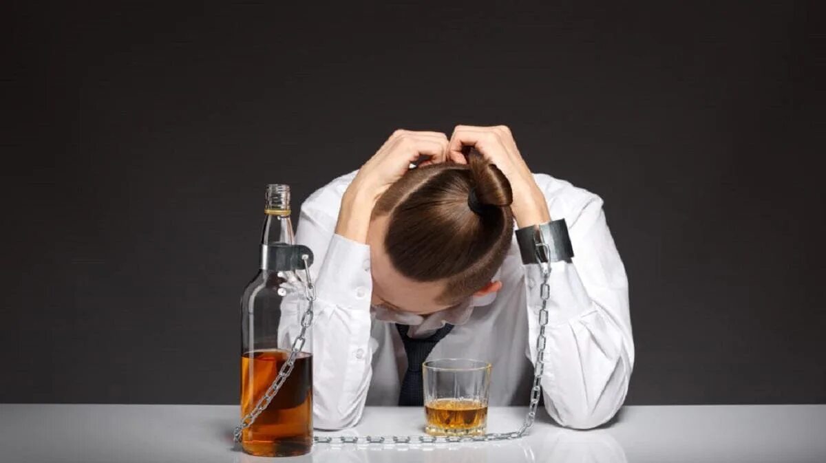 Капельница от запоя. Детоксикация организма терапия. Алкоголь зависимость. Детоксикация алкоголиков. Капельница от наркотиков.