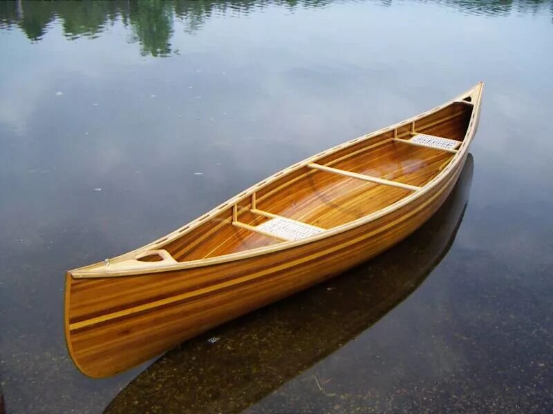 Виды лодок. Лодка деревянная. Узкие деревянные лодки. Первая деревянная лодка. Челн лодка.