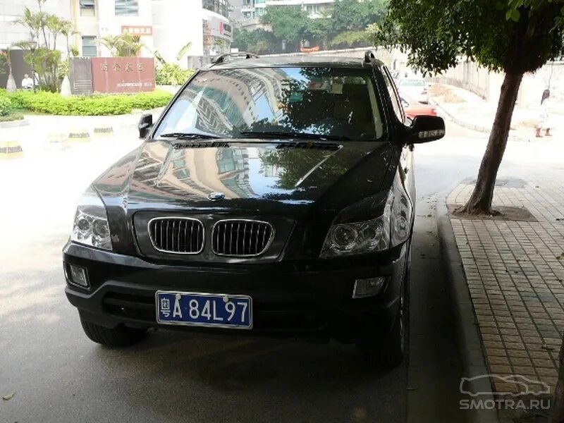 Бмв на китайском. Китайский бмв х1. Bmw 1 china. Китайская бмв 7. Китайский бмв х5 е53.
