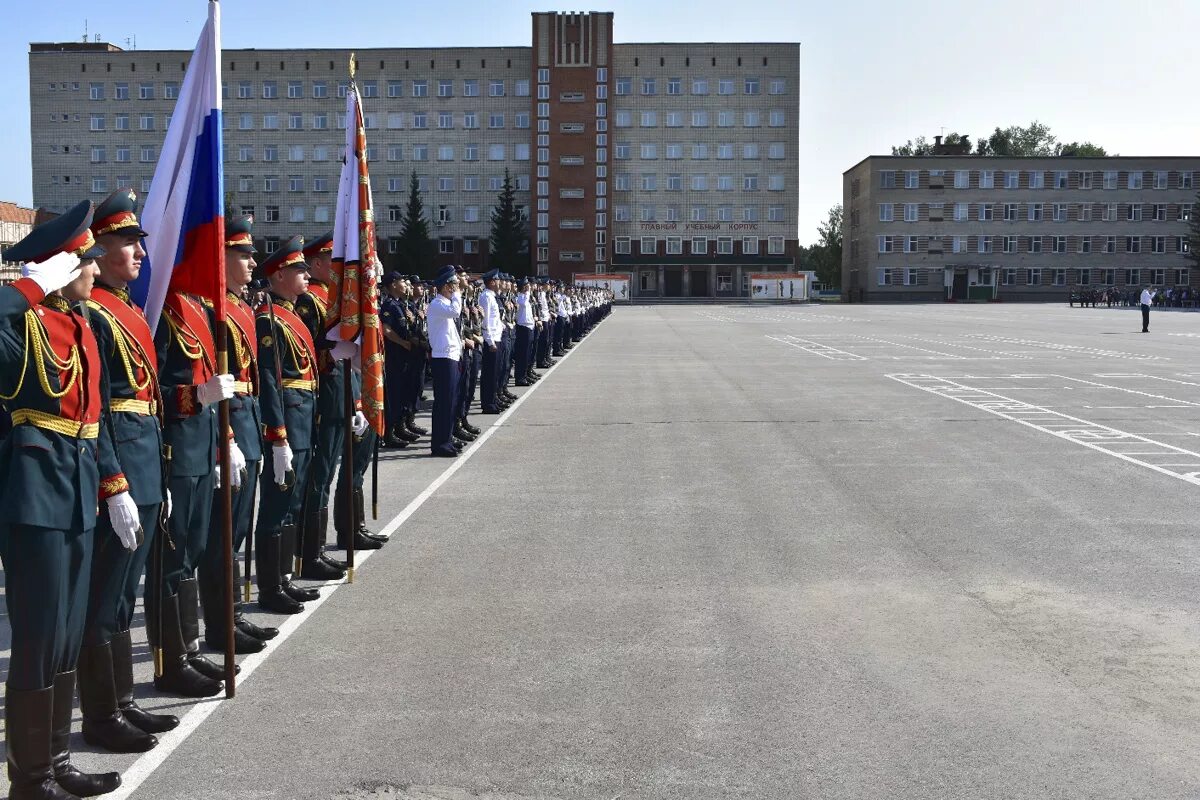 Новосибирском высшем военном командном училище