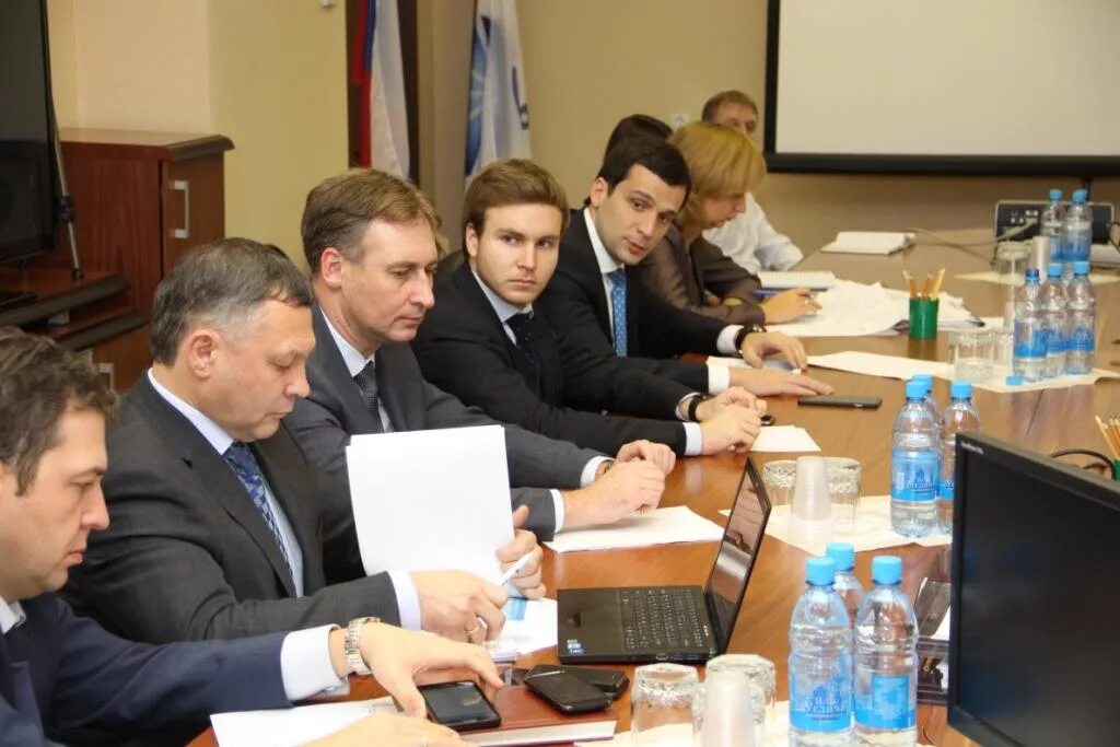 мрск центра ярославль. рождественская ярэнерго ярославль. энергетик мрск. мрск ярэнерго ярославль. россети центр ярэнерго ярославль.