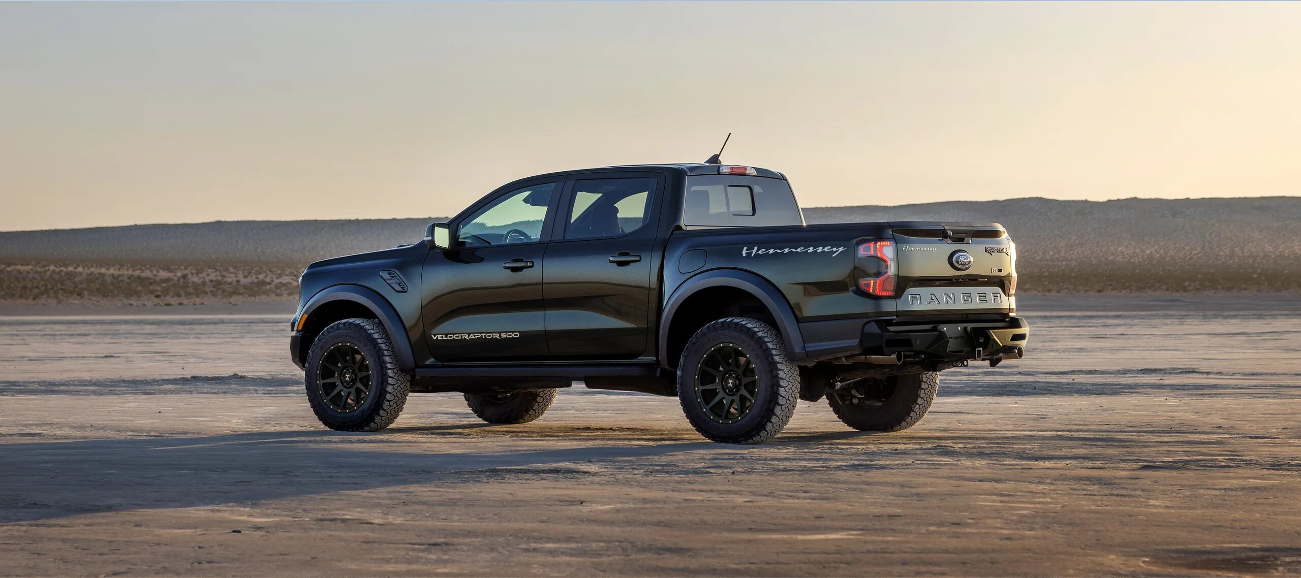 Ford raptor 2024. Ford Ranger 2024. Ford Ranger Raptor 2024. Ford Ranger Raptor 2024 года. Ford Raptor Hennessey.