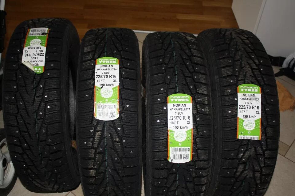 Nokian 215 60 r17. 225/60 R17 Нокиан 7. Нокиан Нордман 7. Нокиан 7 зимняя резина. Nokian Tyres Hakkapeliitta 7.