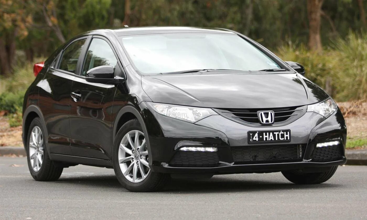 Honda civic hatchback 2013. Хонда цивик 9 хэтчбек. Honda civic ix 5d. Honda civic 9 5d. Хонда сивик хечбек 9 поколен е.